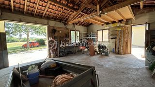  Propri�t�/ch�teau � vendre 7 pi�ces 151 m�