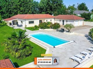  Villa � vendre 8 pi�ces 300 m�