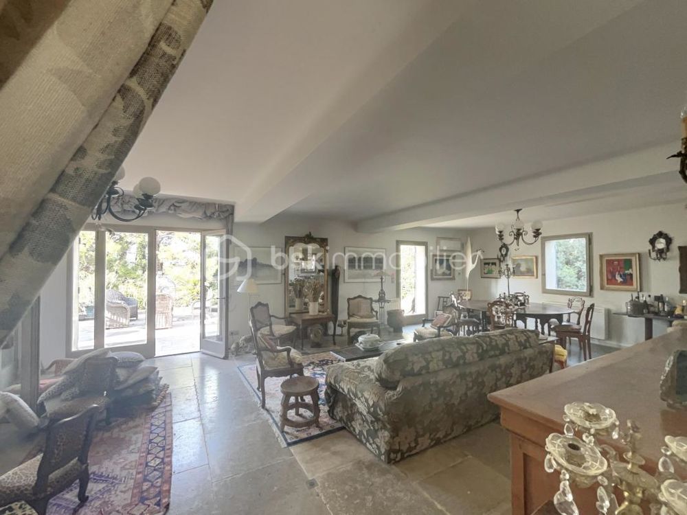 � vendre  Propri�t�/ch�teau M�nerbes (84560)