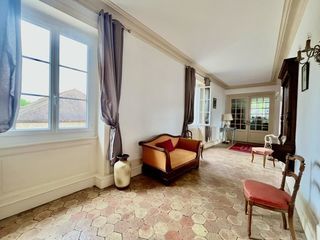  Appartement � vendre 6 pi�ces 220 m�