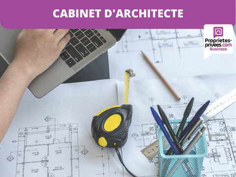 NANCY - LOCAL 50 M², AVEC GRANDE VITRINE À LOUER 800 54100 Nancy