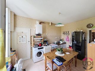  Immeuble � vendre 10 pi�ces 227 m�