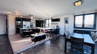  Maison � vendre 6 pi�ces 197 m�