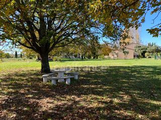  Propri�t�/ch�teau � vendre 10 pi�ces 240 m�