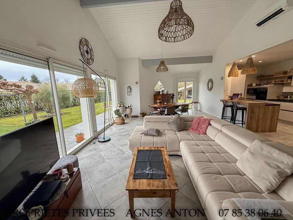 � vendre  Maison Salles (33770)