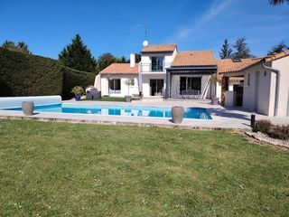  Maison � vendre 7 pi�ces 189 m�