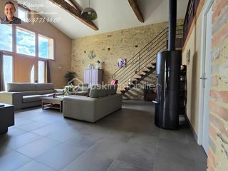  Remise / Grange � vendre 10 pi�ces 231 m�