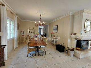  Villa � vendre 8 pi�ces 295 m�