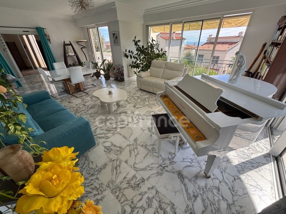 � vendre  Villa Nice (06100)