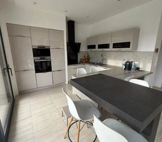  Maison � vendre 11 pi�ces 252 m�