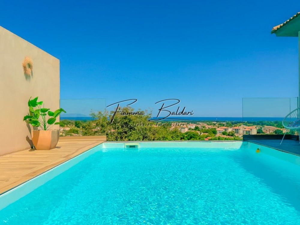 � vendre  Villa Folelli (20213)