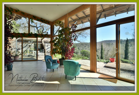   Propri�t� contemporaine en pleine nature � 250 m� � Havre de paix proche Saint-Chinian Maison - 8 pi�ce(s) - 232 m�