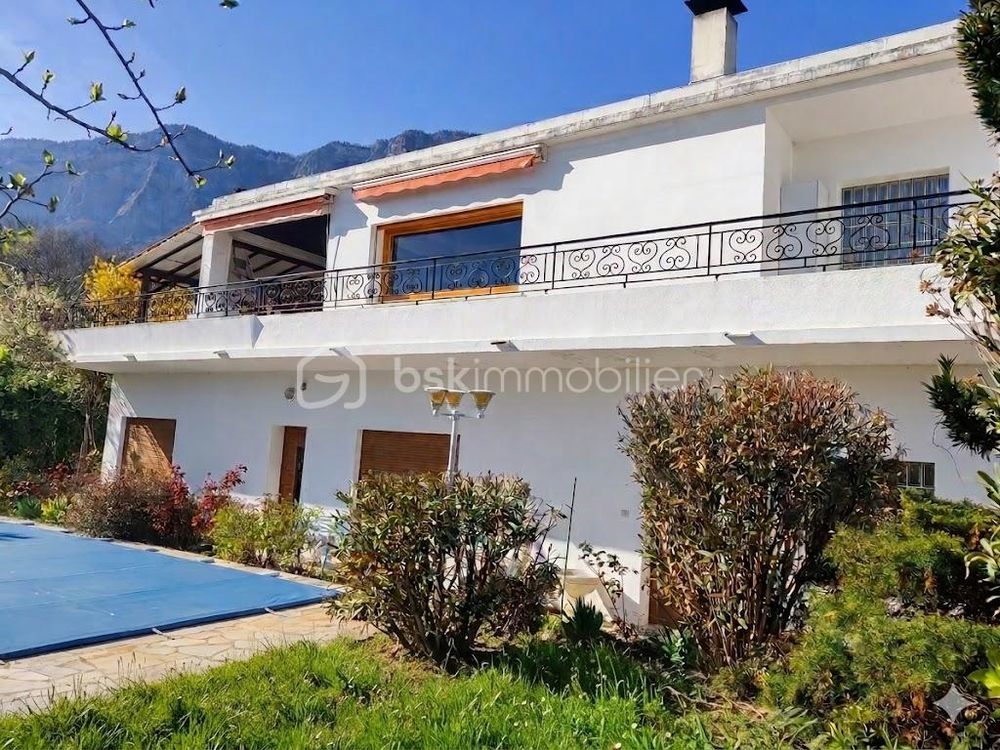 � vendre  Maison Saint-Ismier (38330)