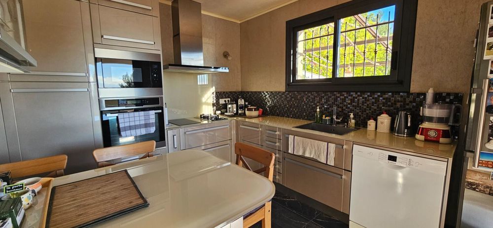 � vendre  Maison Toulon (83200)