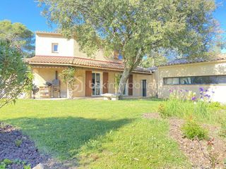  Villa � vendre 6 pi�ces 185 m�