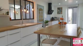  Maison � vendre 8 pi�ces 212 m�