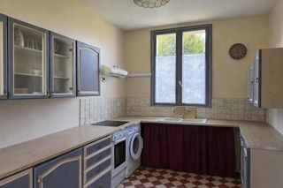  Propri�t�/ch�teau � vendre 7 pi�ces 150 m�