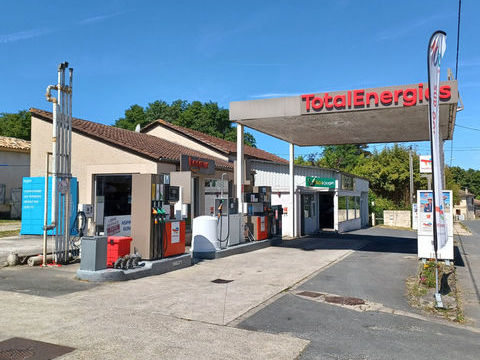 Dpt Gironde (33), &agrave; vendre GALGON Station service 199400 33133 Galgon
