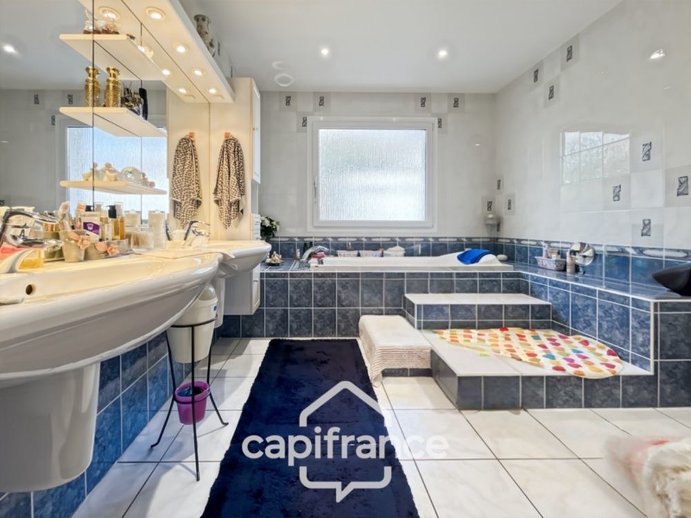 � vendre  Maison Ormesson-sur-Marne (94490)