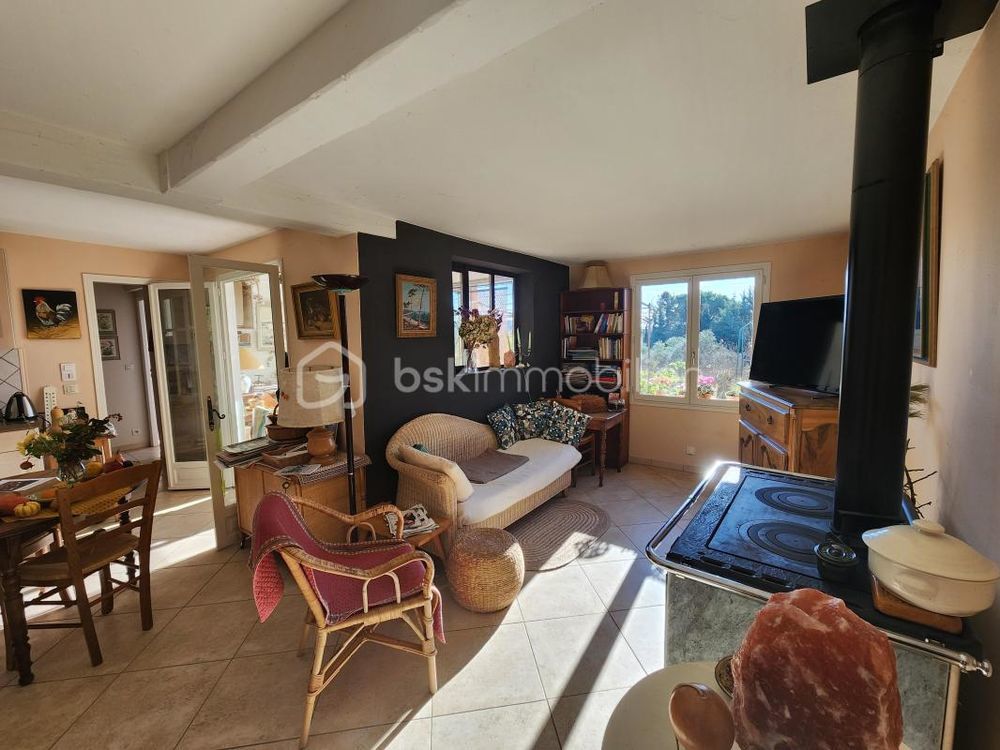 � vendre  Maison Puyvert (84160)