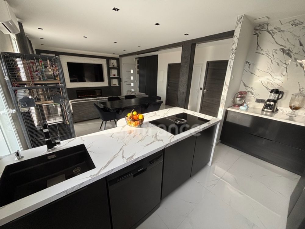 � vendre  Appartement Antibes (06600)