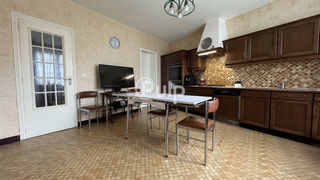  Maison � vendre 7 pi�ces 210 m�