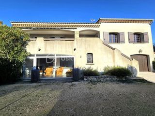  Villa � vendre 5 pi�ces 192 m�