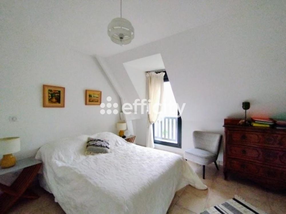 � vendre  Villa Orcemont (78125)