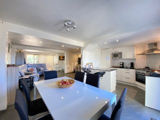  Villa � vendre 8 pi�ces 224 m�