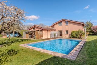  Maison � vendre 5 pi�ces 185 m�