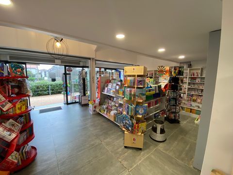 TABAC. PRESSE.LIBRAIRIE - EMPLACEMENT PLAGE-LANDES (40) 396000 40510 Seignosse
