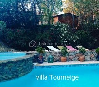  Propri�t�/ch�teau � vendre 8 pi�ces 245 m�