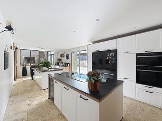  Propri�t�/ch�teau � vendre 6 pi�ces 247 m�