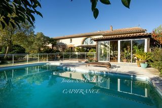  Maison � vendre 8 pi�ces 372 m�