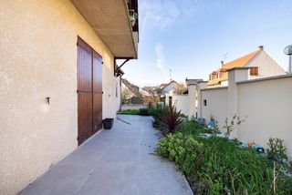  Maison � vendre 6 pi�ces 200 m�