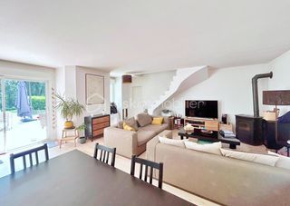  Maison � vendre 4 pi�ces 135 m�