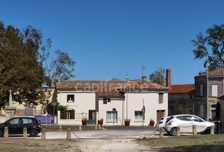  Propri�t�/ch�teau � vendre 9 pi�ces 208 m�