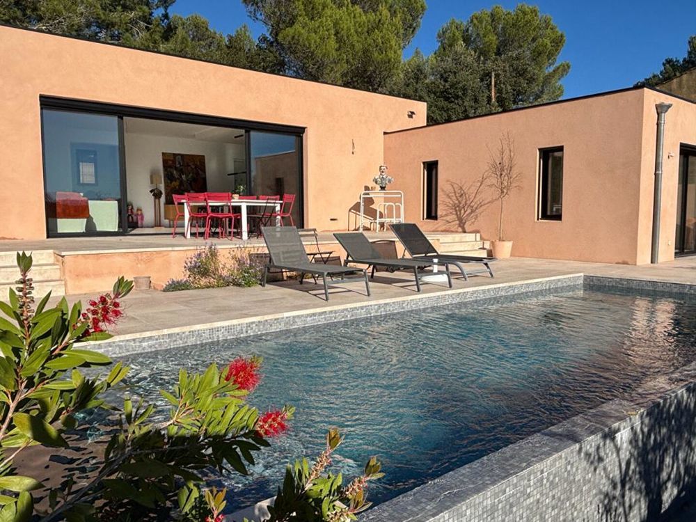 � vendre  Villa Uz�s (30700)