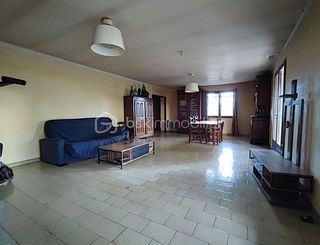  Maison � vendre 6 pi�ces 227 m�