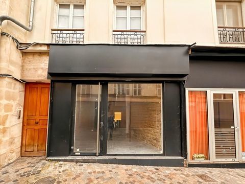 Rue de Paris, une boutique de 29 m&sup2; &agrave; louer imm&eacute;diatement 1579 94220 Charenton le pont