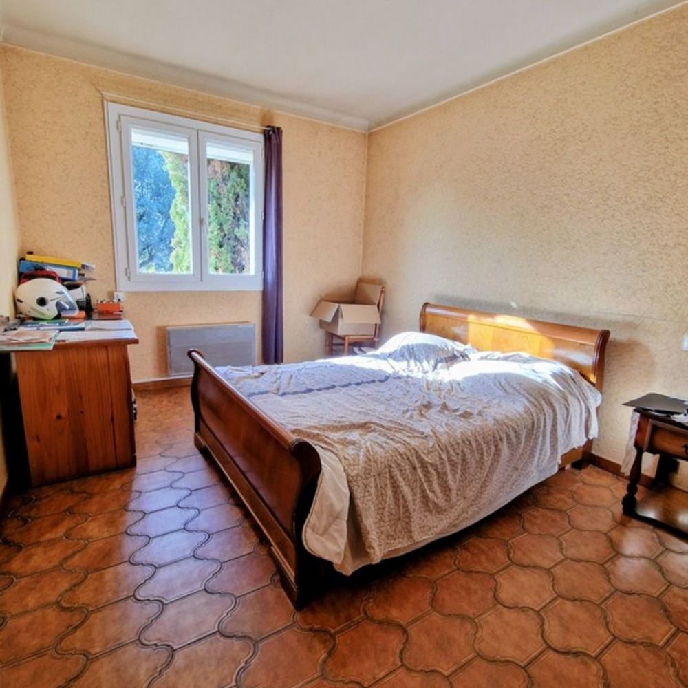 � vendre  Maison Saint-Cyr-sur-Mer (83270)