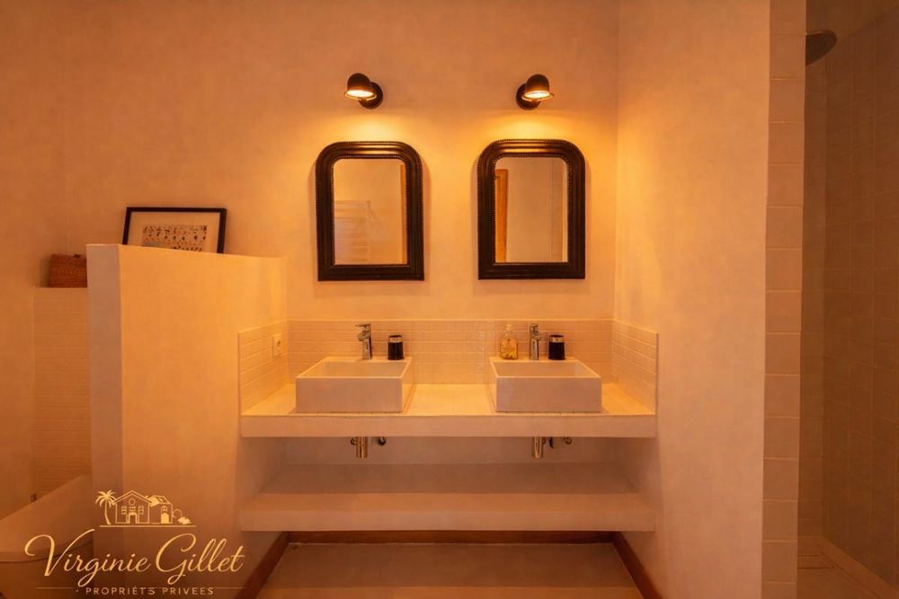 � vendre  Villa Ste Lucie De Porto Vecchio (20144)