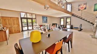  Villa � vendre 7 pi�ces 300 m�