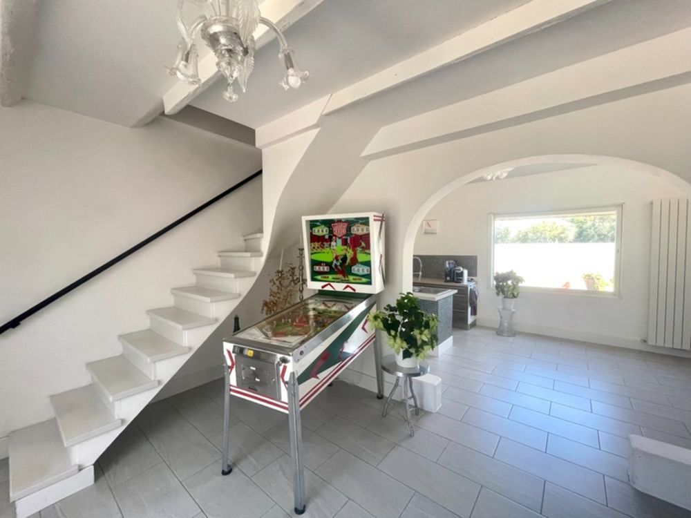 � vendre  Maison Aigues-Mortes (30220)