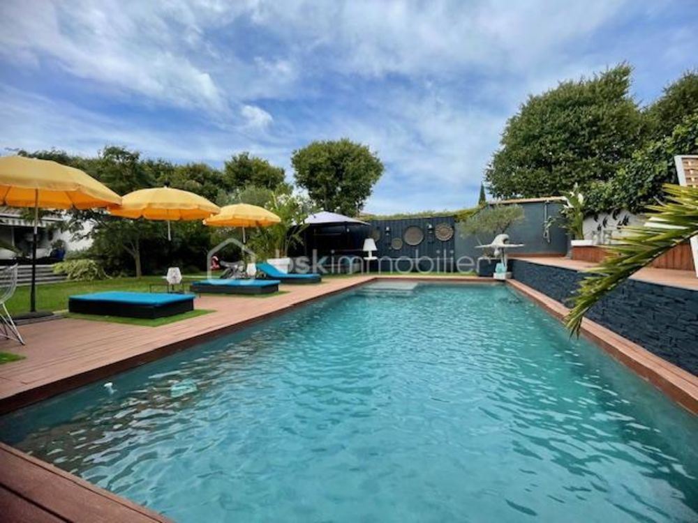 � vendre  Villa Saint-Laurent-d'Aigouze (30220)