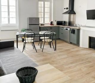  Appartement � vendre 9 pi�ces 200 m�