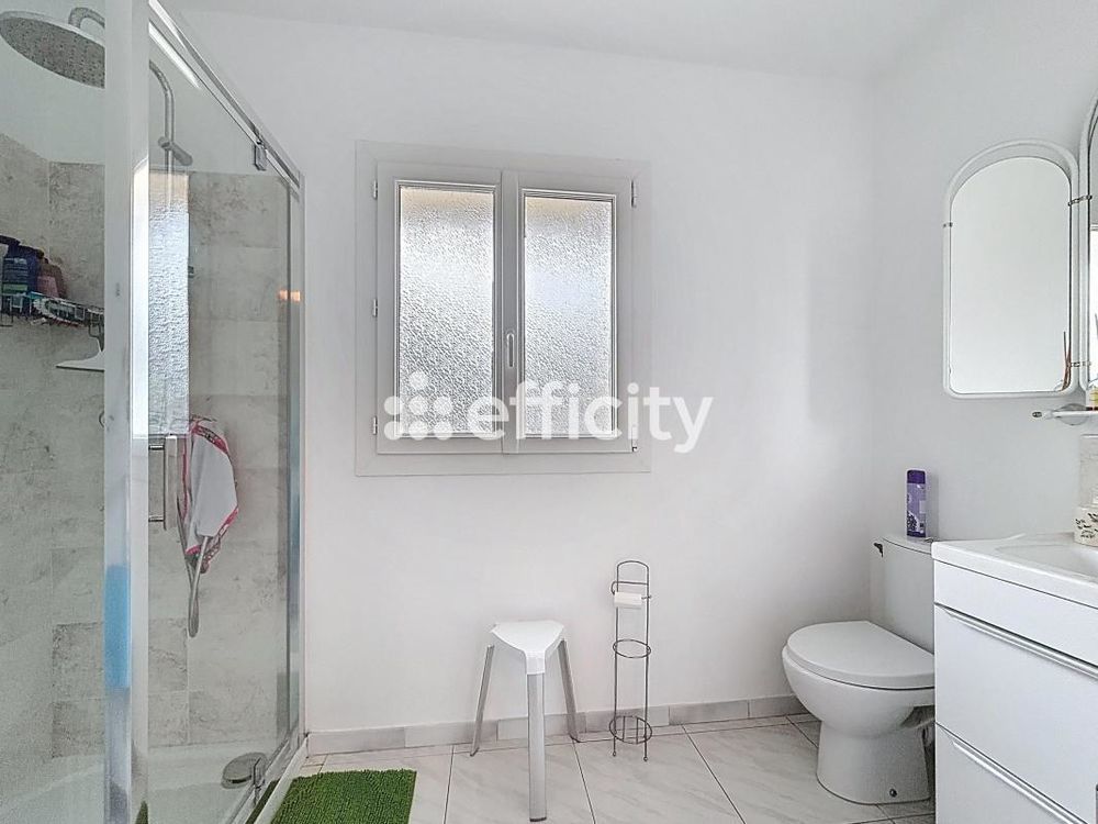 � vendre  Villa Fr�jus (83600)