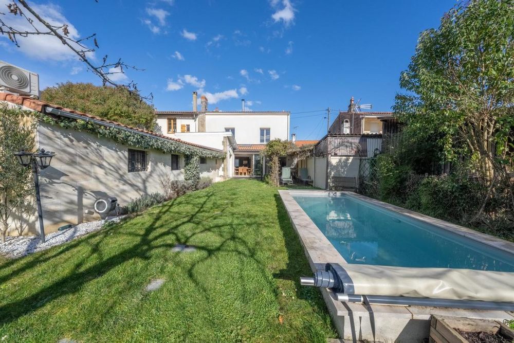 � vendre  Maison Bordeaux (33300)