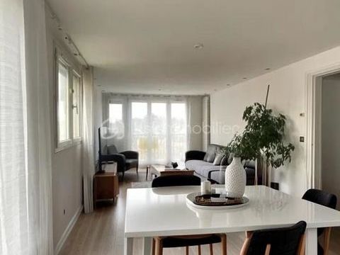   T4 EN DERNIER �TAGE DANS R�SIDENCE TR�S RECHERCH�E Appartement - 4 pi�ce(s) - 67 m�