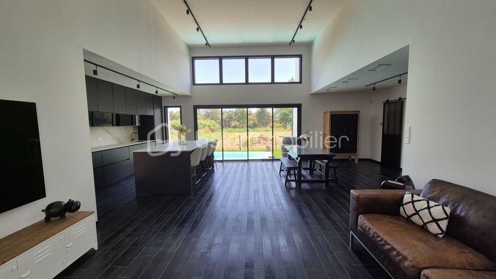 � vendre  Villa Saint-Cyprien (66750)